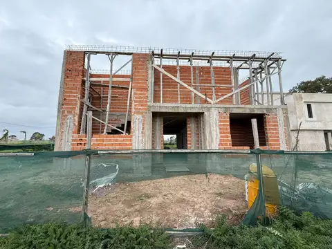 VENTA CASA A TERMINAR LAGOS DE CANNING II OPORTUNIDAD !