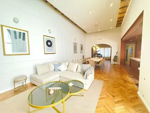 Casa en venta de 4 dormitorios c/ cochera en Abasto