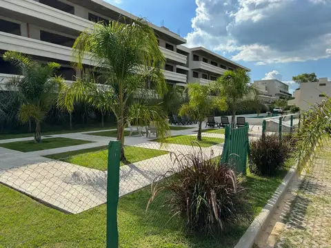 Departamento Loft  en Pilar con piscina y parrilla