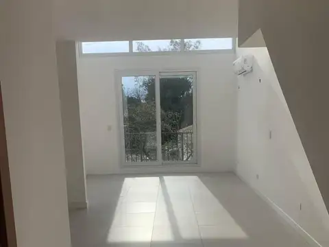 Departamento en Venta en Saravi Village, USD 95.000