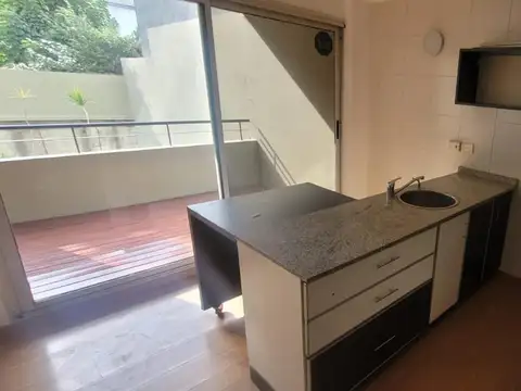 Oficina en Alquiler al Este