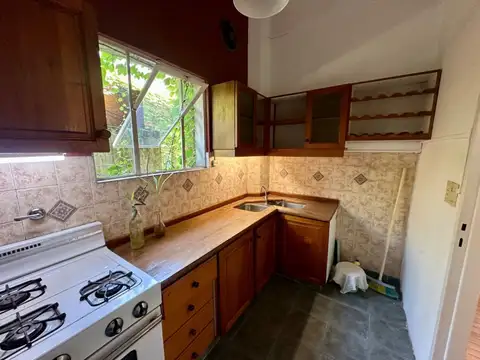 VENTA PH DOS AMBIENTES SIN EXPENSAS COLEGIALES