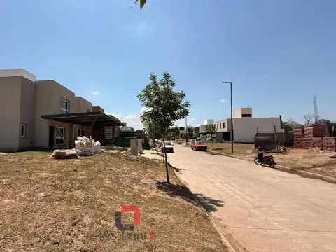 Lotes en Distrito Sur