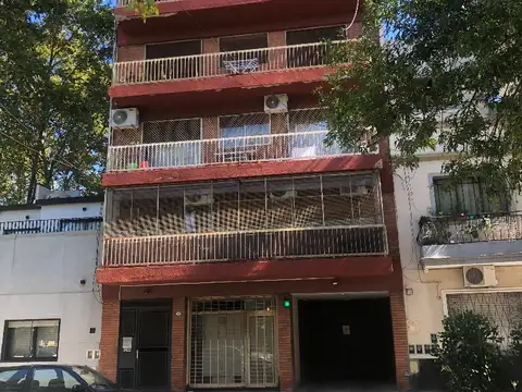 San Nicolas 2000, Piso 6