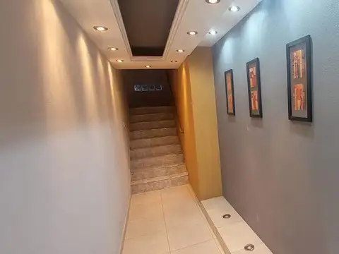Depto Tipo Casa en Venta en Villa Lynch, USD 49.900