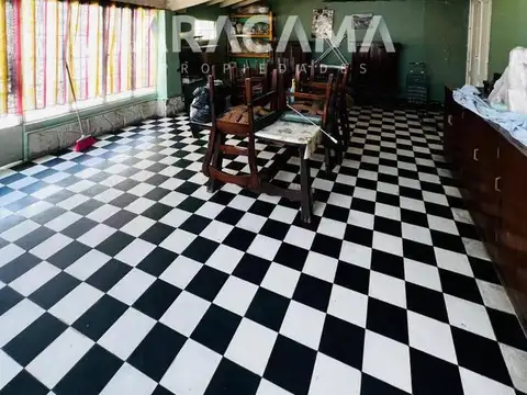 Casa 3 ambientes con 1 baño