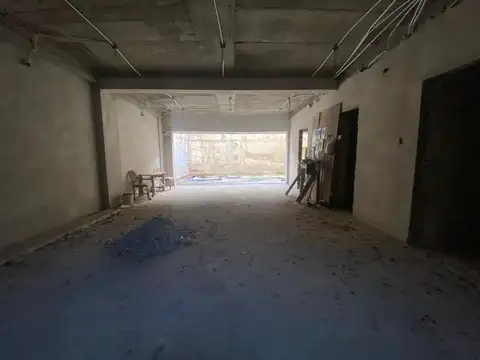 66 e/ 18 y Plaza Sarmiento