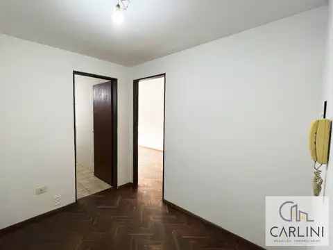 Santa Fe 3000, Piso 1