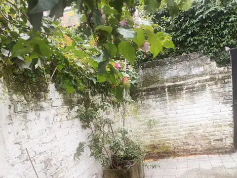 Depto Tipo Casa 3 ambientes con 1 baño