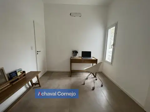 VENTA Casa en Barrio Vistas - Puertos - Escobar (3 dormitorios, escritorio, pileta) con renta!