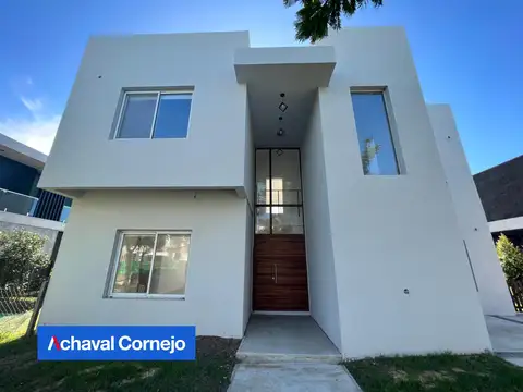 VENTA Casa en Barrio Vistas - Puertos - Escobar (3 dormitorios, escritorio, pileta) con renta!