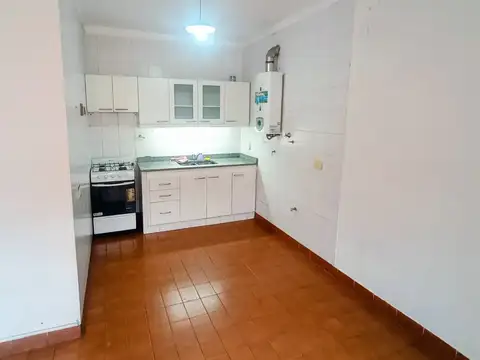 Depto Tipo Casa en Alquiler de 2 ambientes