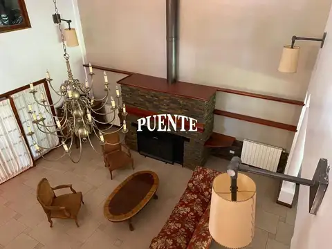 Casa en Venta con 4 cocheras