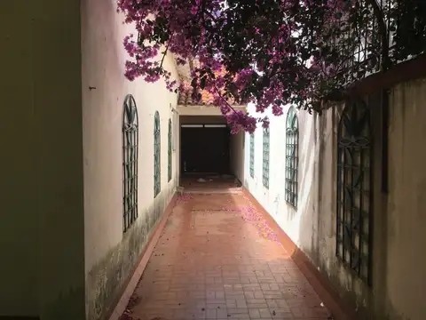 Local en Alquiler en Vicente Lopez Vias / Maipu, $ 750.000