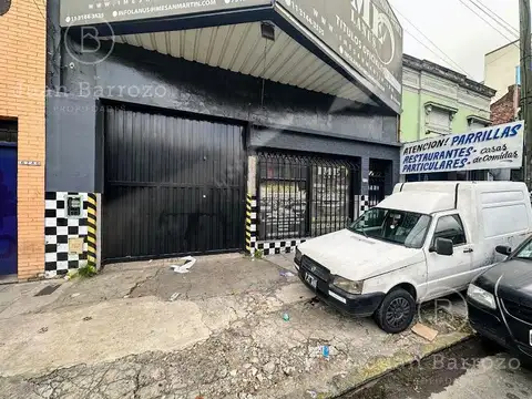Venta Depósito sobre Av. H Yrigoyen. Zonificación S1R1. Remedios de Escalada.