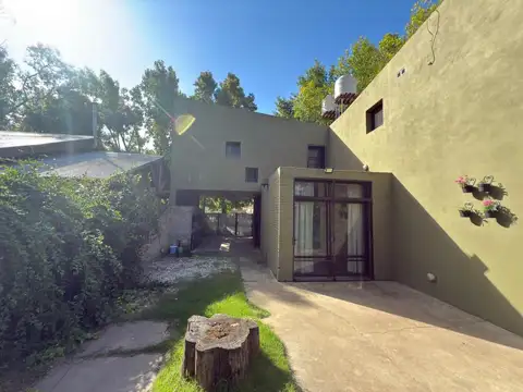 Casa en Alquiler en Funes, $ 1.200.000