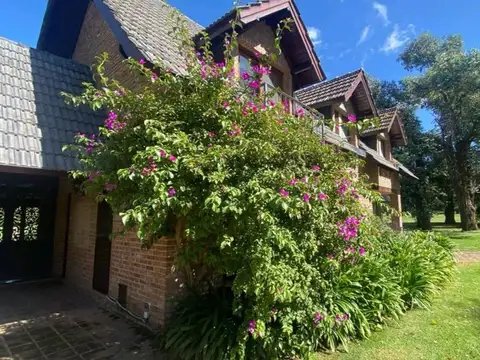 Casa en Venta de 4 dormitorios