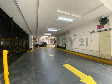 Cochera en Venta de 2  mts largo x 3  mts ancho