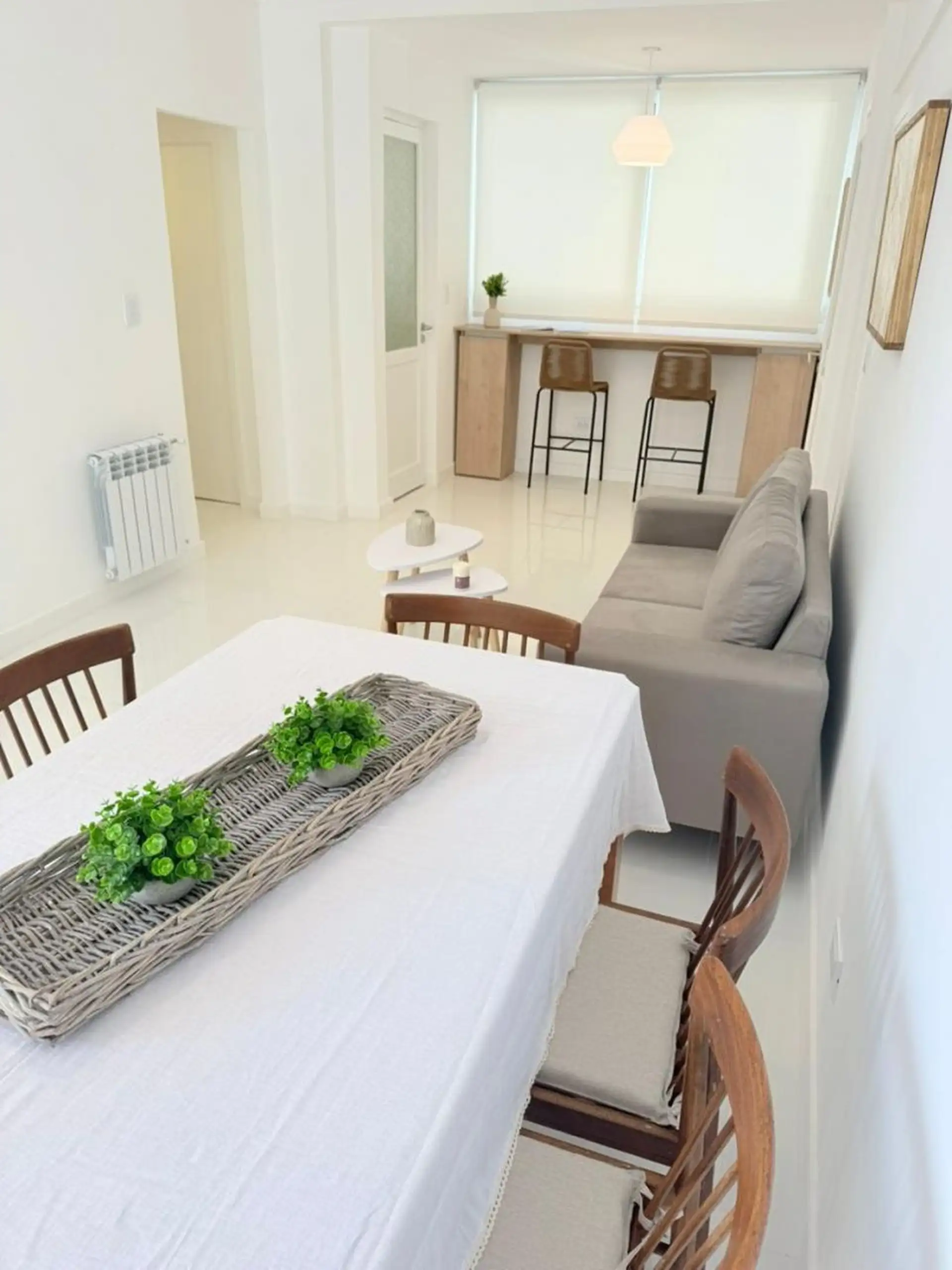 Departamento en venta 3 ambientes reciclado a nuevo con balcón Zona Centro