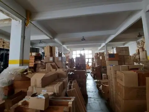 Depósito MULTIPROPOSITO ENTRADA CAMION TODO RUBRO