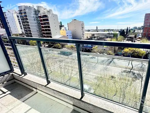 Alquiler de monoambiente con balcón en Wilde