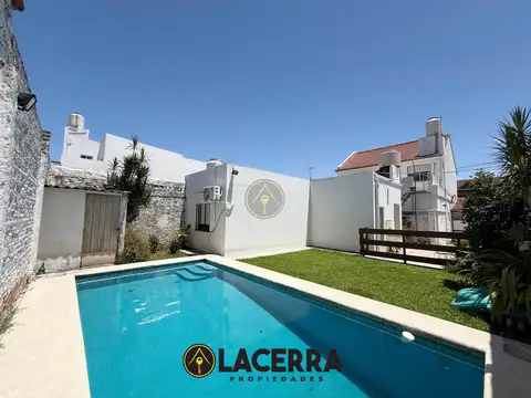 Venta en Block Casa 4 ambientes + departamento 2 ambientes con piscina en Munro, Vicente López