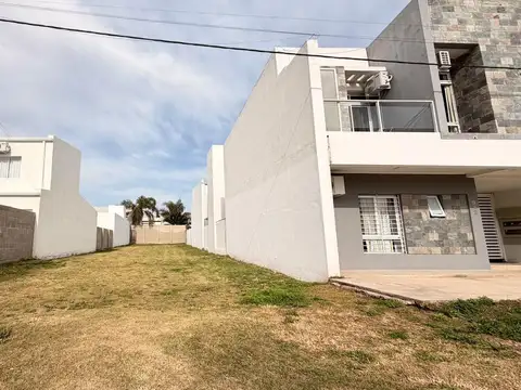 Terreno en Venta en La Cañada, USD 45.000