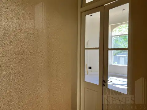 Oficina en Alquiler en Florida Mitre/Este, $ 3.000.000