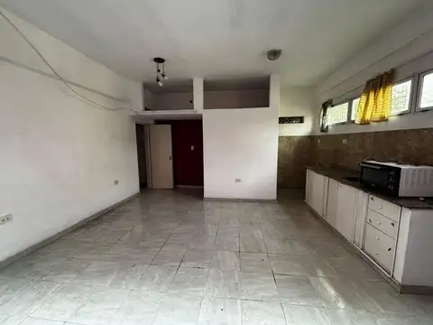 Depto Tipo Casa en Alquiler de 1 dormitorio