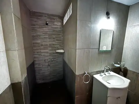 Depto Tipo Casa 2 ambientes con 1 baño