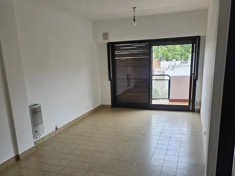 Departamento en Alquiler en Floresta Norte, $ 1.100.000