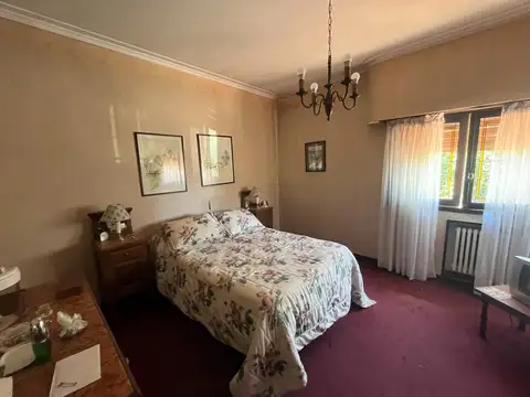 Casa 6 ambientes con 3 baños