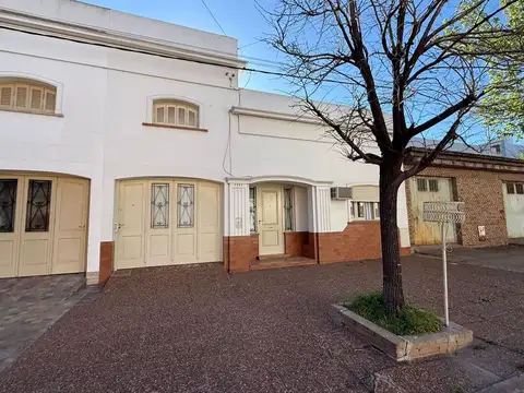 VENTA CASA TRES DORM A 300 MTS PLAZA SAN MARTIN