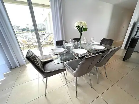 Departamento en Alquiler con 1 cocheras