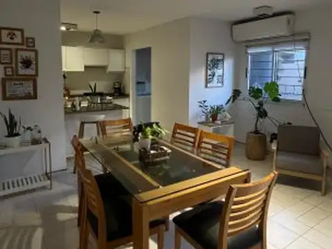 Depto Tipo Casa 4 ambientes con 2 baños