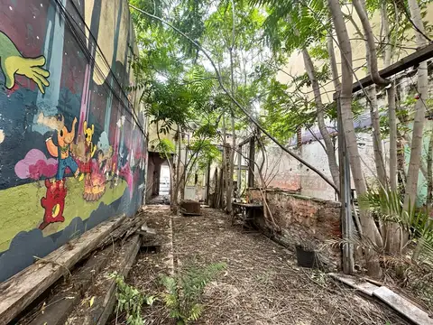 TERRENO EN VILLA ORTUZAR - OPORTUNIDAD