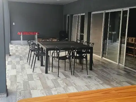 Casa en Venta - 1 Dormitorio 1 Baño - 1000mts - Mercedes