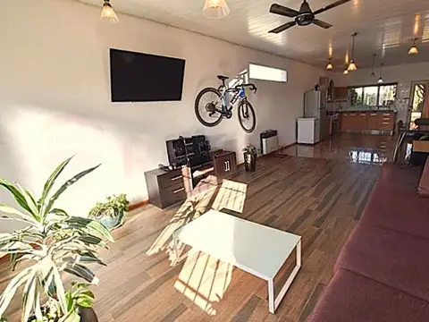 Casa 3 ambientes con 1 baño