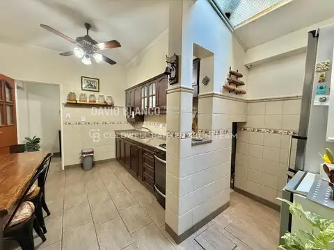 Depto Tipo Casa en Venta de 5 ambientes