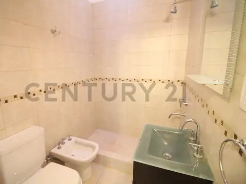 Departamento 3 ambientes con 2 baños
