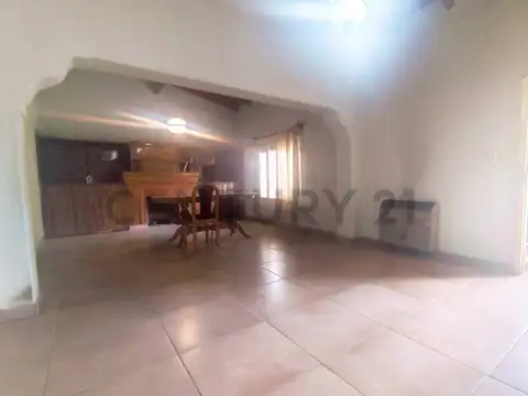 Eusebio Blanco 100, Piso 0