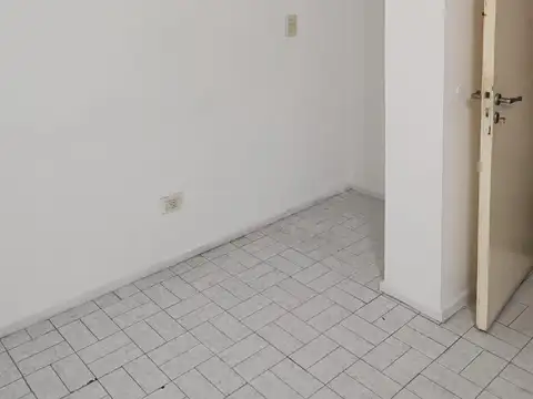 Departamento en Alquiler en San Nicolas de los Arroyos, $ 350.000
