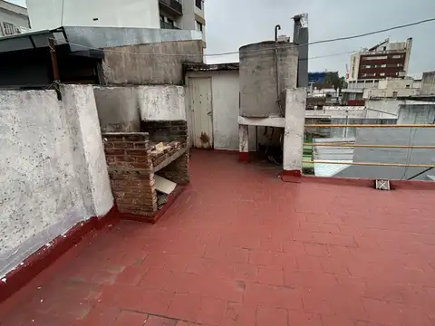 Depto Tipo Casa en Alquiler 50 años