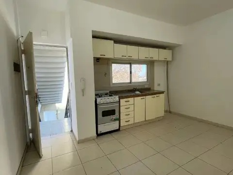 Libertad 700