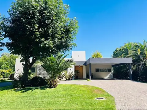 VENTA CASA CLUB DE CAMPO LOS PUENTES LUJAN 
