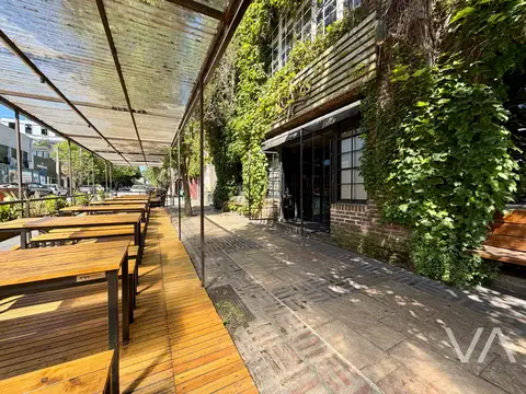 Espectacular local comercial. Playa Grande.