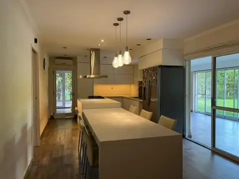 Casa en Venta de 5 dormitorios