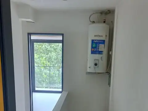 Depto Tipo Casa 3 ambientes con 2 baños