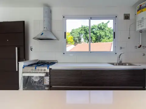 Depto Tipo Casa en Venta con 1 cocheras