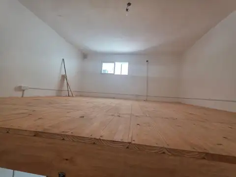 Depto Tipo Casa en Venta en Parque Chacabuco, USD 109.000